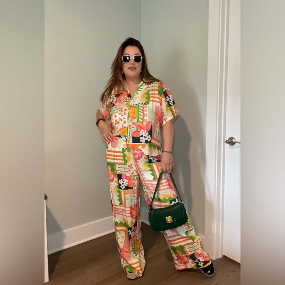 Lulu's Vibrant Floral Patchwork Set - image 1